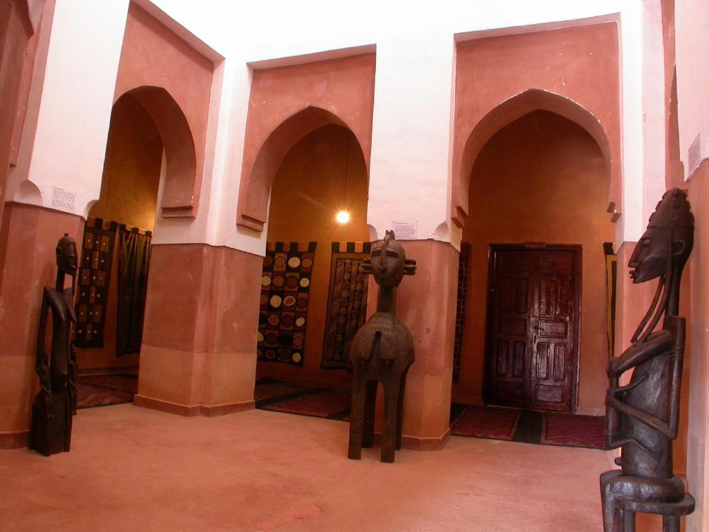 Hotel Tomboctou タンギール エクステリア 写真